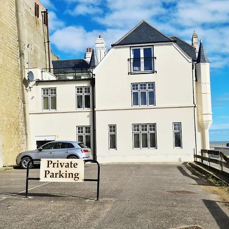 Vitamin Sea - Beachfront Apartment - Sleeps 4 Ramsgate Exterior foto