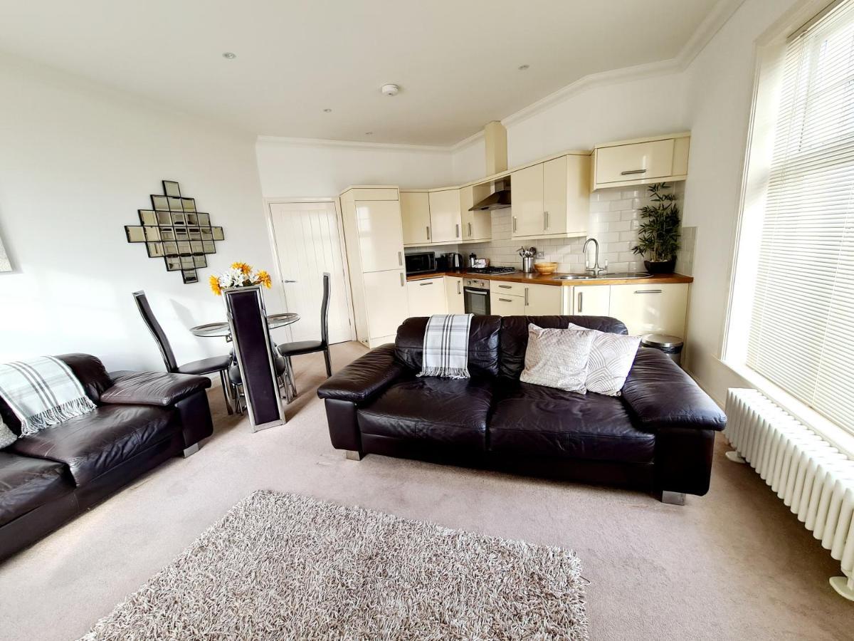 Vitamin Sea - Beachfront Apartment - Sleeps 4 Ramsgate Exterior foto